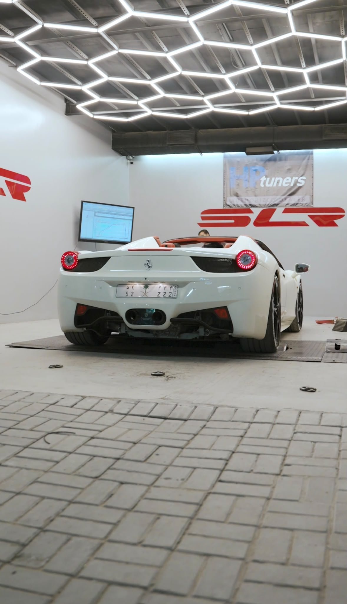 Ferrari 458 Spider – Valvetronic Titanium Exhaust